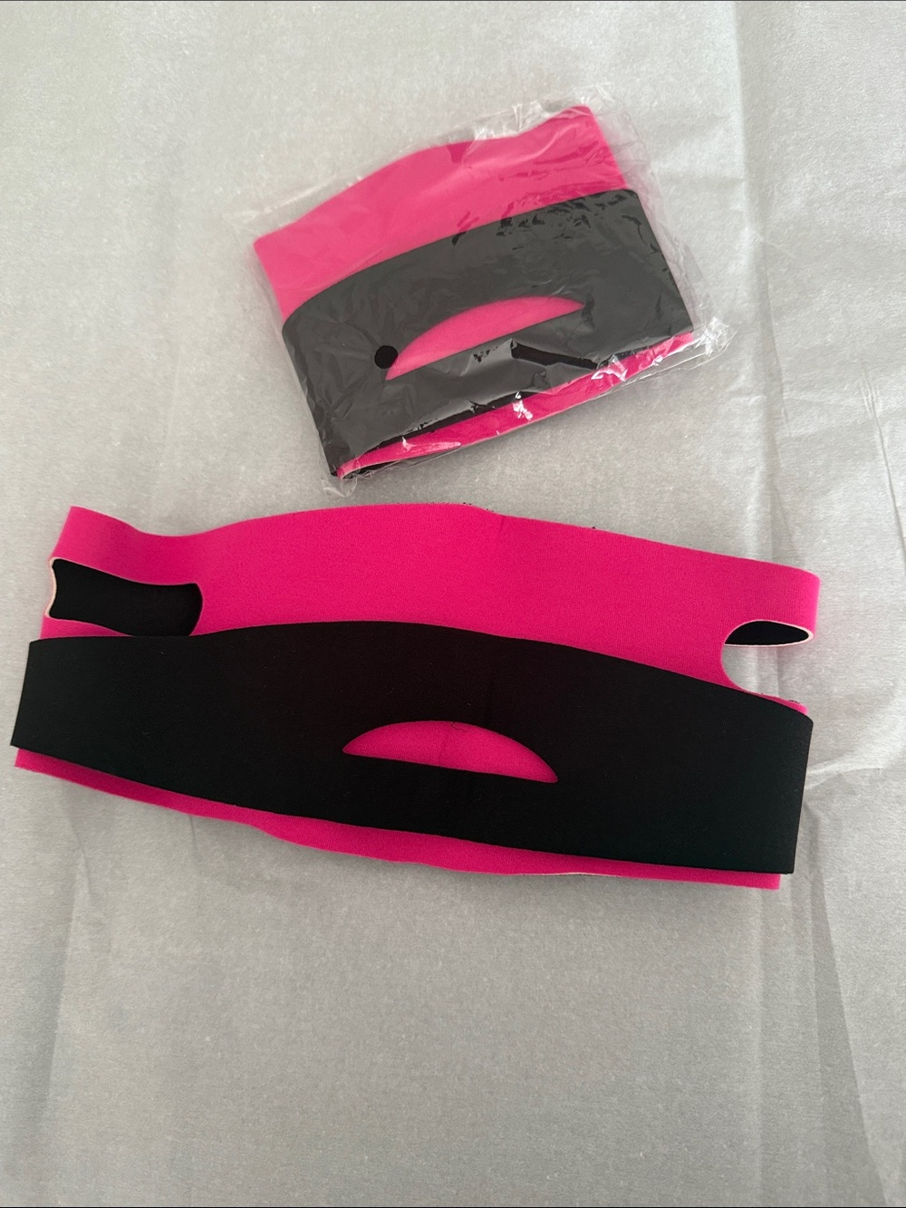 The Slimming Strap Hot Pink Neoprene Chin Wrap - Picture 3 of 5